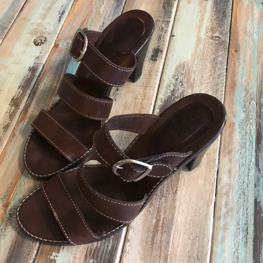 Nine West strappy shoes